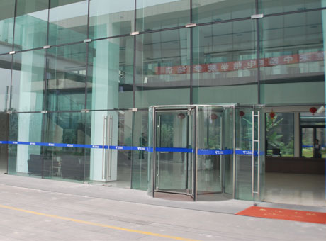 某某1樘自动旋转门